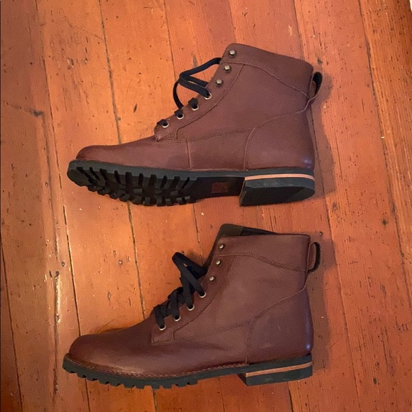 Danner boots - Picture 2 of 2
